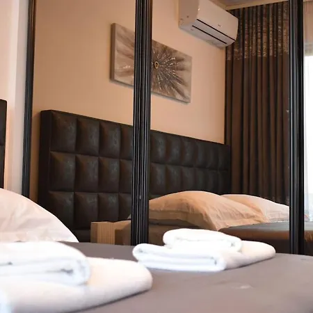 Lauvi Hotel Kaštela