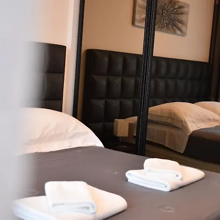 Lauvi Hotel