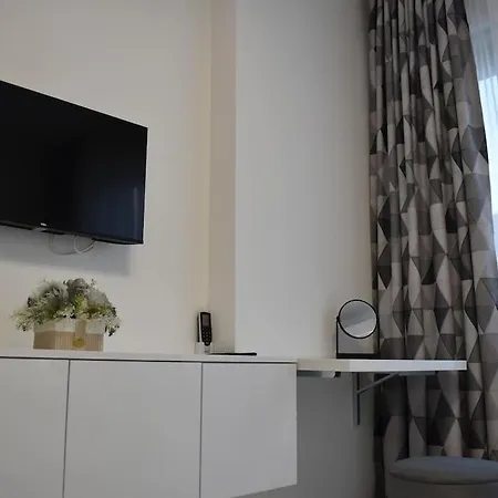 Hotel Lauvi Kaštela